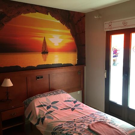 Hostal Gonzalez غواداراما الغرفة الصورة