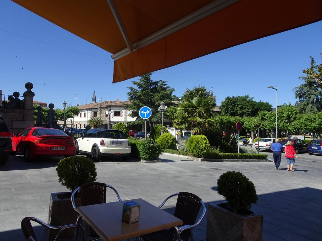 Hostal Gonzalez غواداراما المظهر الخارجي الصورة
