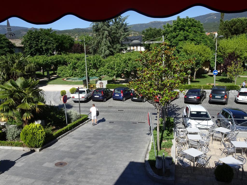 Hostal Gonzalez غواداراما المظهر الخارجي الصورة