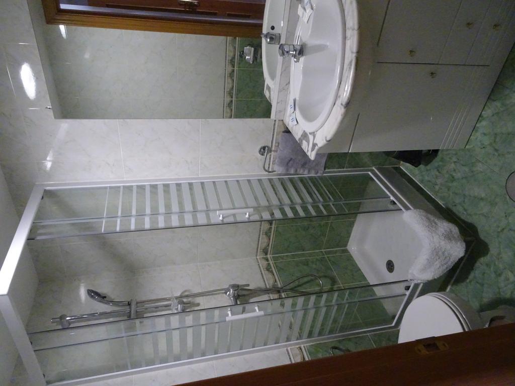 Hostal Gonzalez غواداراما المظهر الخارجي الصورة